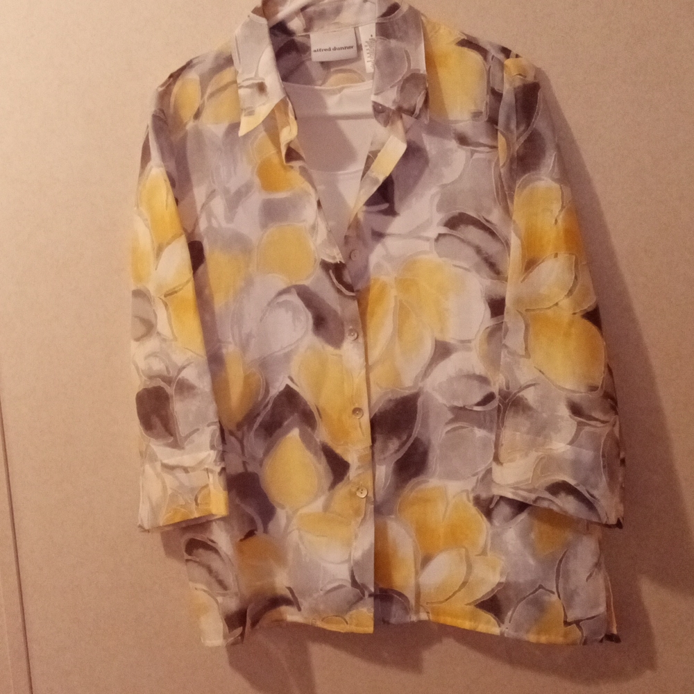 New. Alfred Dunner Women's 2 Piece Blouse